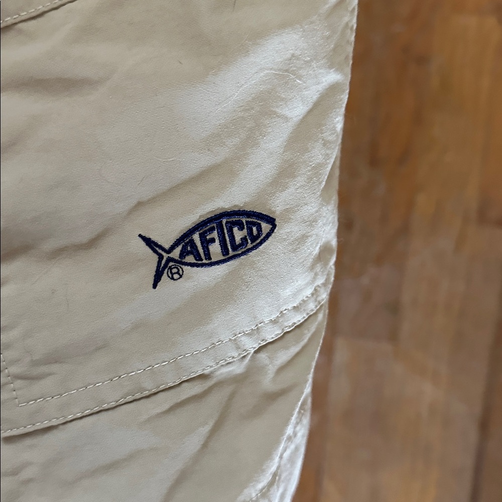 Men's Khaki Aftco shorts - Picture 3 of 3